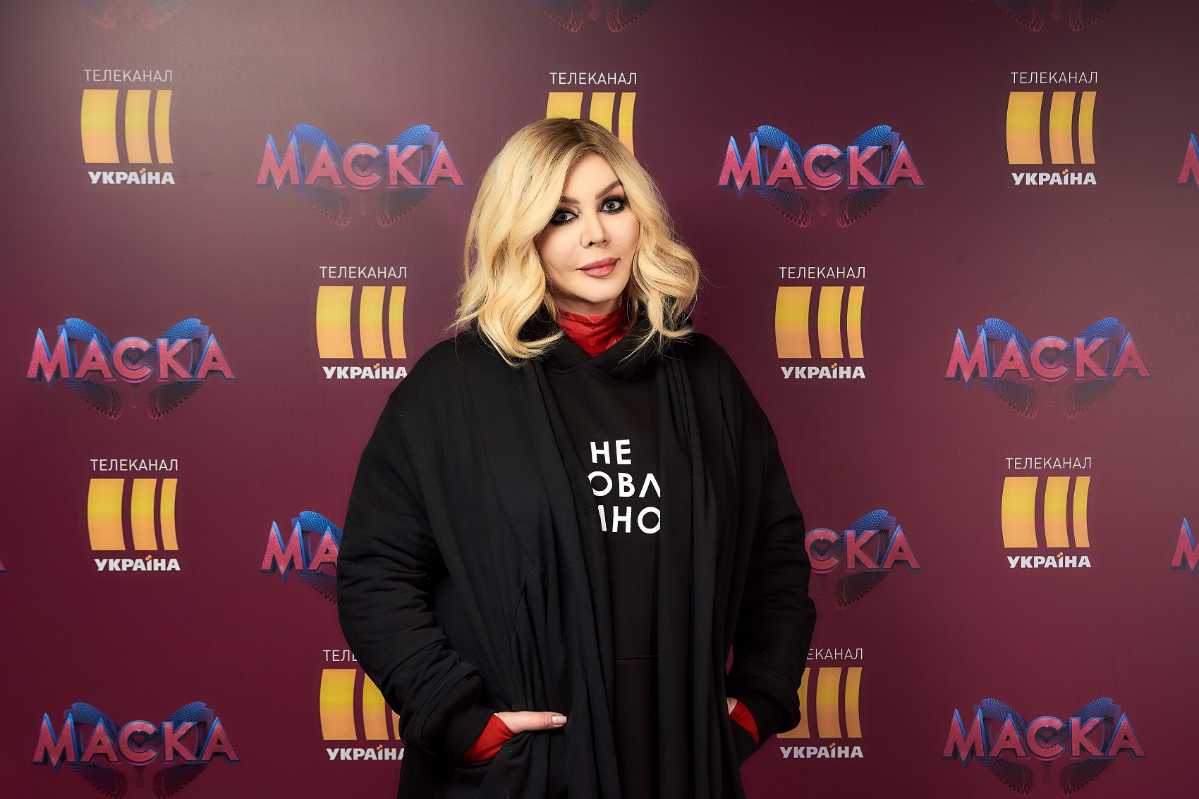 Божественная личность: кто выиграл в шоу "Маска" и как прошел финал (фото и видео)